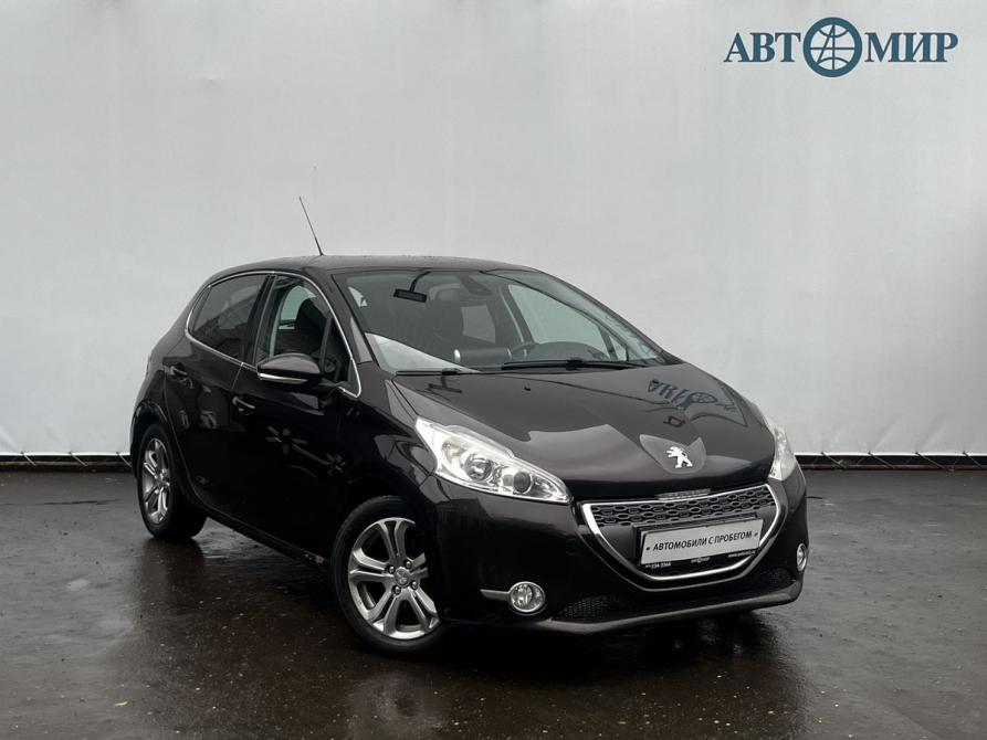 Peugeot 208 I Москва  - изображение 3