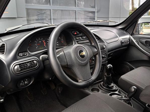 Chevrolet Niva I Рестайлинг с пробегом 2011 года, цена 510 000 рублей, 98943 км, внедорожник, Автокод Объявления
