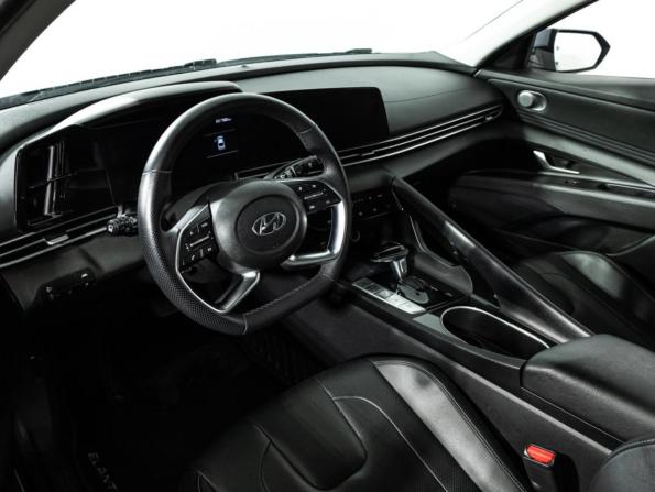 Hyundai Elantra VII (CN7) с пробегом 2021 года, цена 1 979 000 рублей, 80699 км, седан, Автокод Объявления