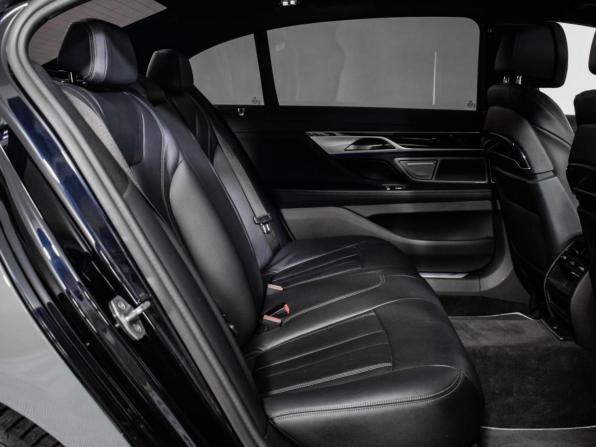 BMW 7 серии VI (G11/G12) Рестайлинг с пробегом 2021 года, цена 7 900 000 рублей, 62000 км, седан, Автокод Объявления