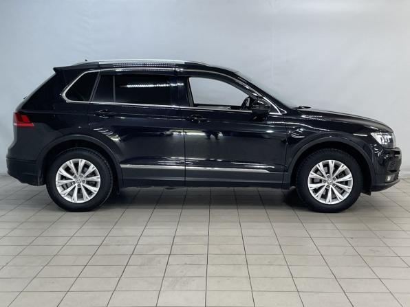 Volkswagen Tiguan II с пробегом 2018 года, цена 2 250 000 рублей, 106112 км, внедорожник, Автокод Объявления