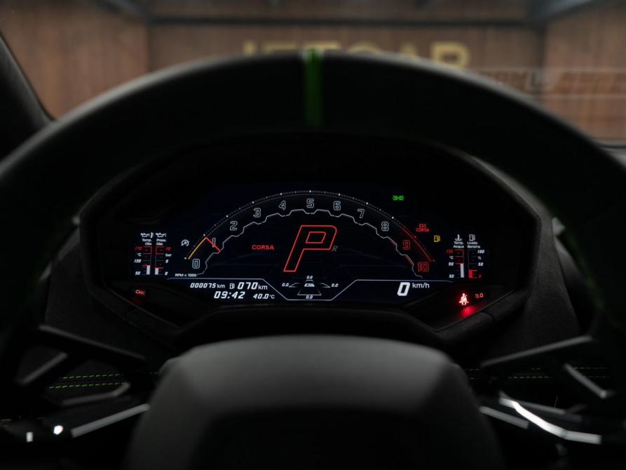 Lamborghini Huracán I Рестайлинг Москва  - изображение 29