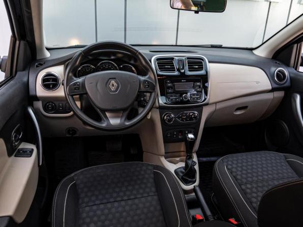 Renault Logan II с пробегом 2017 года, цена 1 130 000 рублей, 107582 км, седан, Автокод Объявления