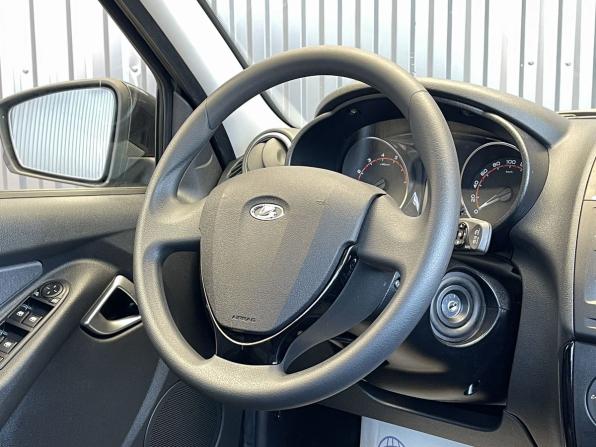 Lada (ВАЗ) Granta I Рестайлинг с пробегом 2026 года, цена 997 000 рублей, 1040 км, седан, Автокод Объявления