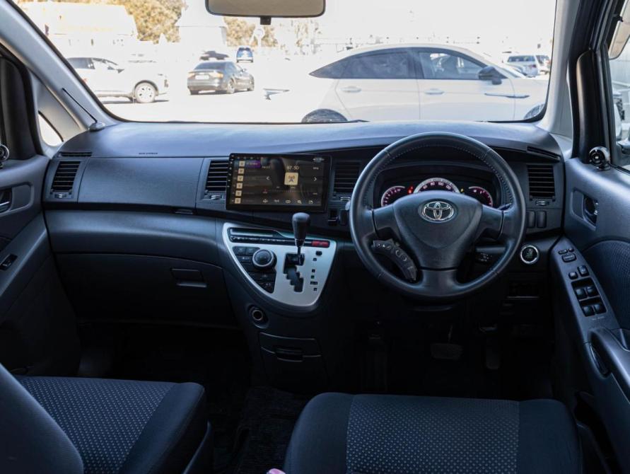 Toyota ISis I Рестайлинг Краснодар  - изображение 6