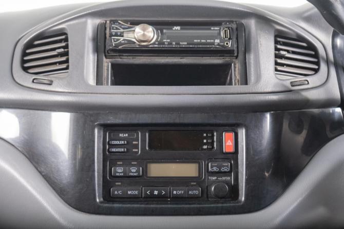 Toyota Touring HiAce I с пробегом 2000 года, цена 699 000 рублей, 370000 км, минивэн, Автокод Объявления