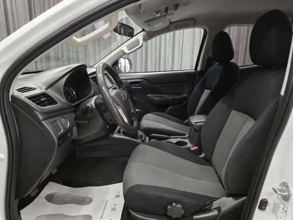 Mitsubishi L200 V Рестайлинг с пробегом 2019 года, цена 2 050 000 рублей, 160000 км, пикап, Автокод Объявления
