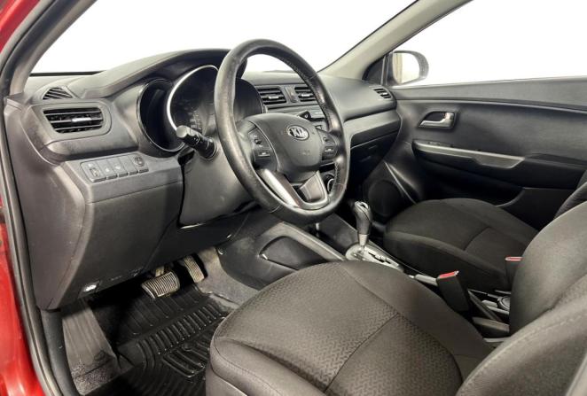 Kia Rio III Рестайлинг с пробегом 2015 года, цена 990 000 рублей, 160383 км, седан, Автокод Объявления