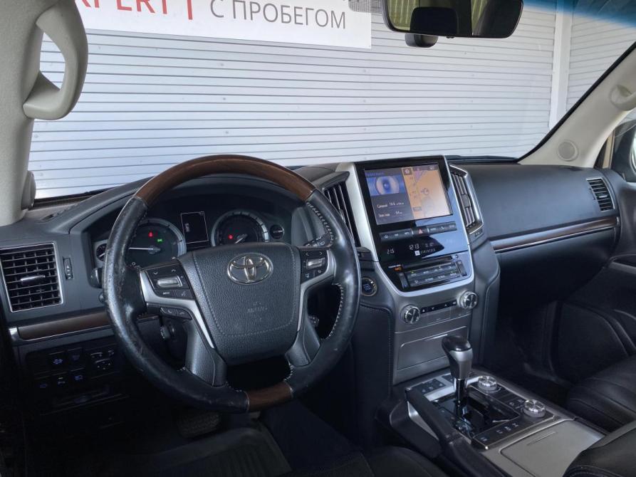 Toyota Land Cruiser 200 Series Рестайлинг 2 Кемерово  - изображение 16