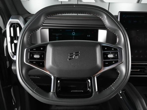 JETOUR T2 с пробегом 2024 года, цена 3 399 000 рублей, 36235 км, внедорожник, Автокод Объявления