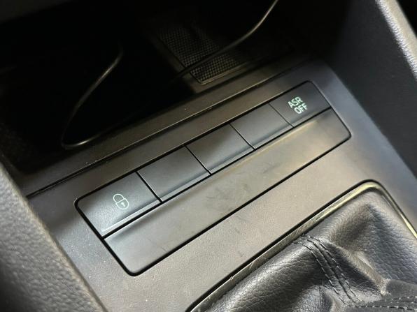 Skoda Octavia III (A7) Рестайлинг с пробегом 2018 года, цена 1 290 000 рублей, 186905 км, лифтбек, Автокод Объявления