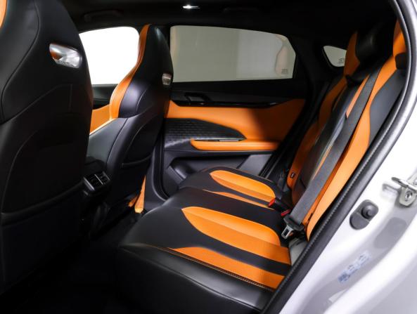 Changan UNI-V I с пробегом 2024 года, цена 2 990 000 рублей, 32921 км, лифтбек, Автокод Объявления