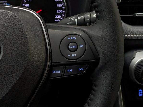 Toyota RAV4 V (XA50) с пробегом 2020 года, цена 3 050 000 рублей, 80457 км, внедорожник, Автокод Объявления