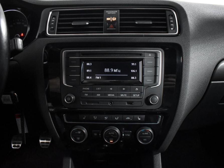Volkswagen Jetta VI Рестайлинг Санкт-Петербург  - изображение 17