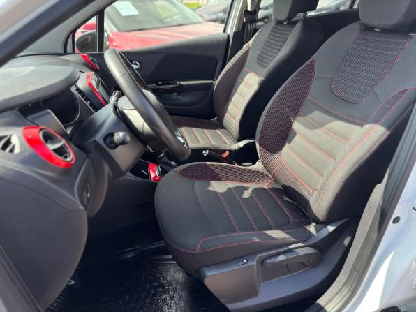 Renault Kaptur I с пробегом 2018 года, цена 1 390 000 рублей, 101830 км, внедорожник, Автокод Объявления