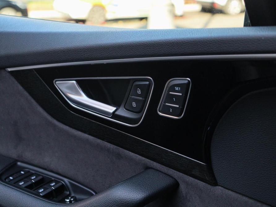 Audi Q7 II (4M) Москва  - изображение 19