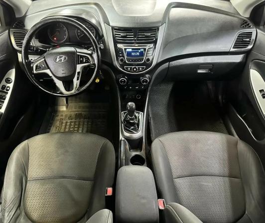 Hyundai Solaris I Рестайлинг с пробегом 2016 года, цена 811 640 рублей, 122539 км, хэтчбек, Автокод Объявления