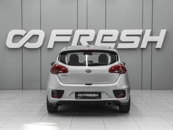 Kia Ceed II Рестайлинг с пробегом 2018 года, цена 1 319 000 рублей, 179623 км, хэтчбек, Автокод Объявления