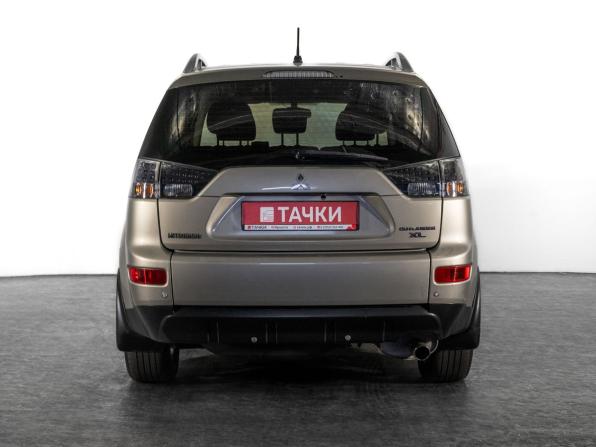 Mitsubishi Outlander II с пробегом 2008 года, цена 1 058 500 рублей, 215299 км, внедорожник, Автокод Объявления