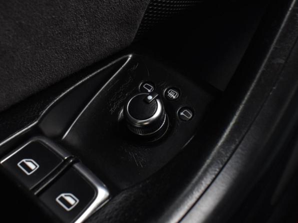 Audi Q3 I (8U) с пробегом 2011 года, цена 1 230 000 рублей, 296940 км, внедорожник, Автокод Объявления
