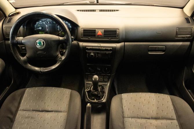 Skoda Octavia I (A4) Рестайлинг с пробегом 2007 года, цена 330 000 рублей, 248998 км, лифтбек, Автокод Объявления