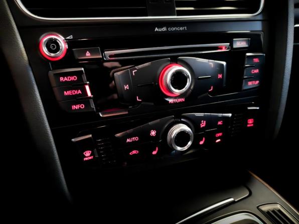 Audi A4 IV (B8) Рестайлинг с пробегом 2013 года, цена 1 410 000 рублей, 165596 км, седан, Автокод Объявления