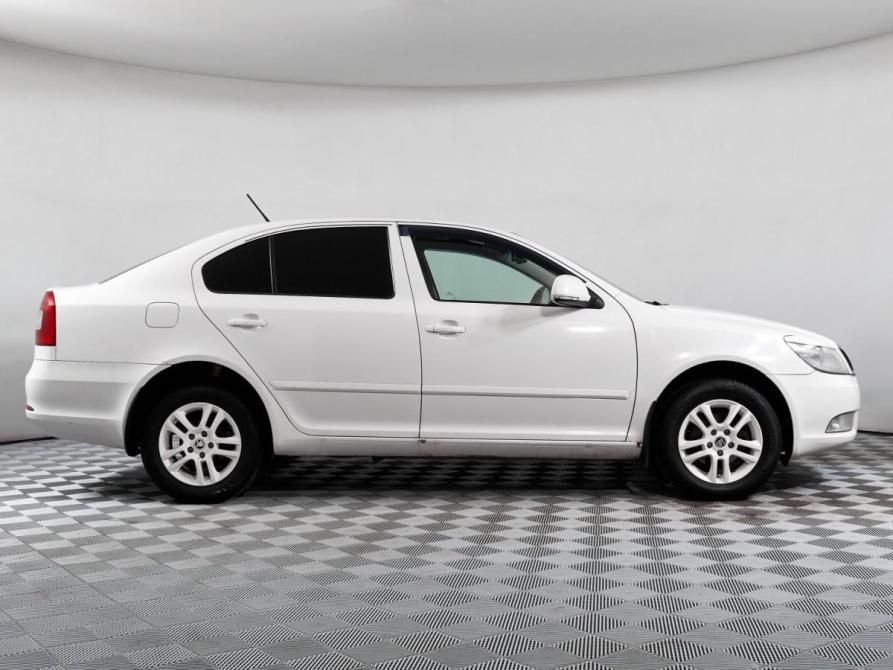 Skoda Octavia II (A5) Рестайлинг Москва  - изображение 4