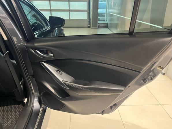 Mazda 6 III (GJ) с пробегом 2014 года, цена 1 565 000 рублей, 198000 км, седан, Автокод Объявления