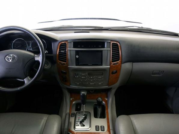 Toyota Land Cruiser 100 Series Рестайлинг 2 с пробегом 2006 года, цена 1 650 000 рублей, 470000 км, внедорожник, Автокод Объявления