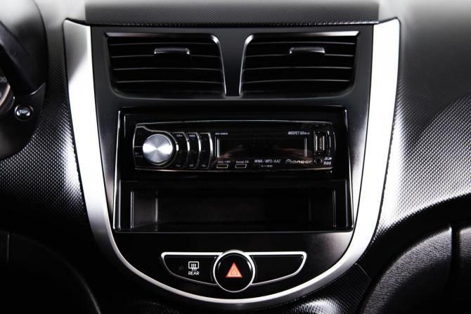 Hyundai Solaris I с пробегом 2011 года, цена 649 000 рублей, 189234 км, седан, Автокод Объявления