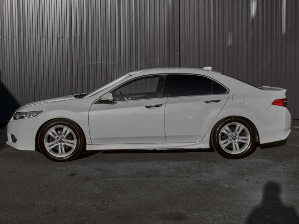 Honda Accord VIII Рестайлинг с пробегом 2011 года, цена 1 400 000 рублей, 200699 км, седан, Автокод Объявления