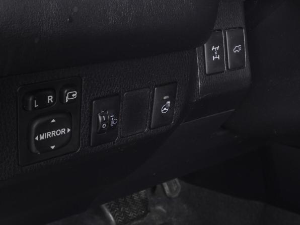 Toyota RAV4 IV (XA40) Рестайлинг с пробегом 2016 года, цена 2 299 000 рублей, 243515 км, внедорожник, Автокод Объявления