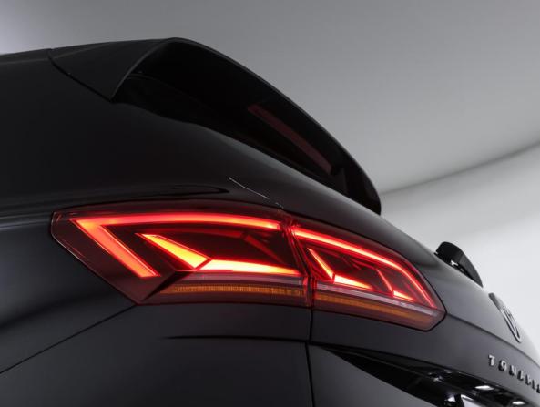 Volkswagen Touareg III с пробегом 2018 года, цена 4 570 000 рублей, 153176 км, внедорожник, Автокод Объявления