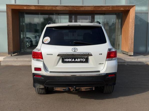 Toyota Highlander II (XU40) Рестайлинг с пробегом 2012 года, цена 2 150 000 рублей, 319567 км, внедорожник, Автокод Объявления