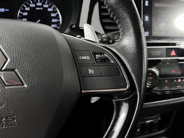 Mitsubishi Outlander III Рестайлинг 3 с пробегом 2019 года, цена 2 425 200 рублей, 111030 км, внедорожник, Автокод Объявления