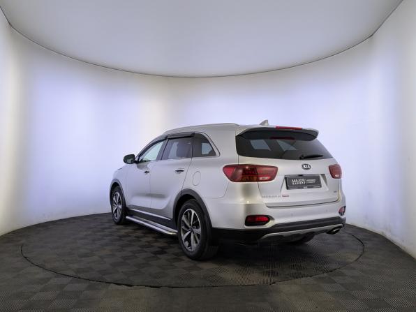Kia Sorento III Prime Рестайлинг с пробегом 2018 года, цена 2 550 000 рублей, 142792 км, внедорожник, Автокод Объявления