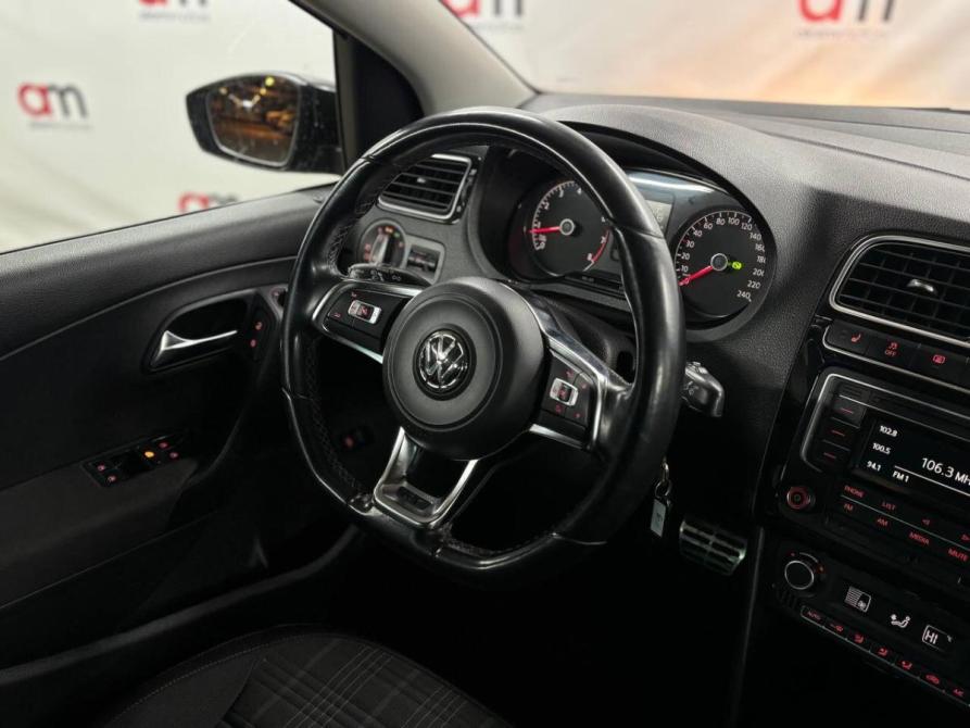 Volkswagen Polo V Рестайлинг Санкт-Петербург  - изображение 13