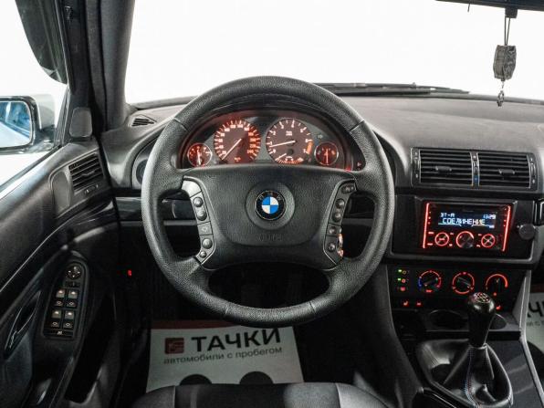 BMW 5 серии IV (E39) Рестайлинг с пробегом 2002 года, цена 999 000 рублей, 392624 км, седан, Автокод Объявления