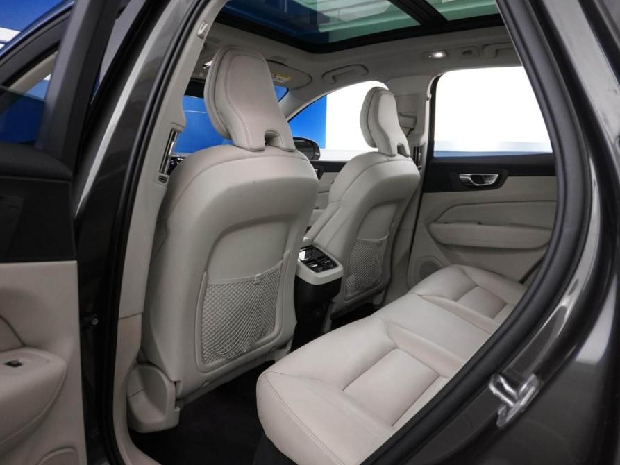Volvo XC60 II Рестайлинг Москва  - изображение 11