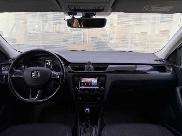 Skoda Rapid I Рестайлинг с пробегом 2018 года, цена 999 000 рублей, 248388 км, лифтбек, Автокод Объявления