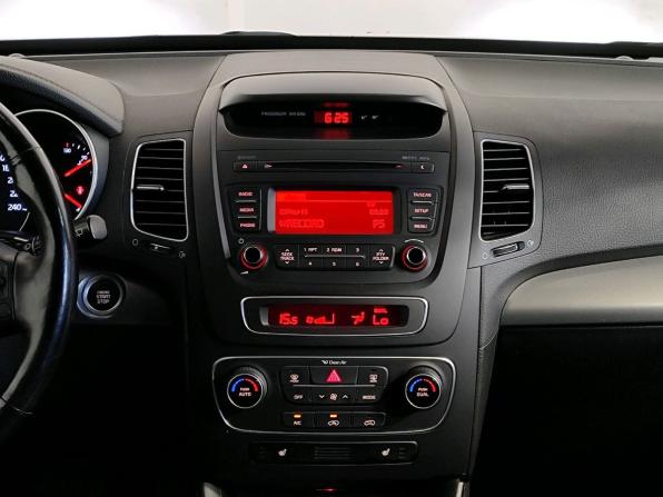 Kia Sorento II Рестайлинг с пробегом 2015 года, цена 1 809 000 рублей, 95680 км, внедорожник, Автокод Объявления