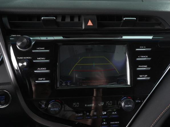Toyota Camry VIII (XV70) с пробегом 2019 года, цена 2 825 000 рублей, 99608 км, седан, Автокод Объявления
