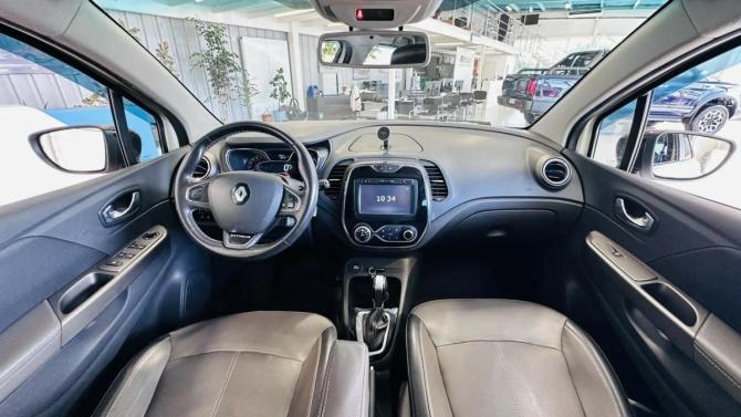 Renault Kaptur I с пробегом 2018 года, цена 1 538 000 рублей, 182000 км, внедорожник, Автокод Объявления