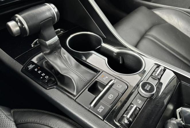 Kia K5 II с пробегом 2020 года, цена 2 185 000 рублей, 84043 км, седан, Автокод Объявления