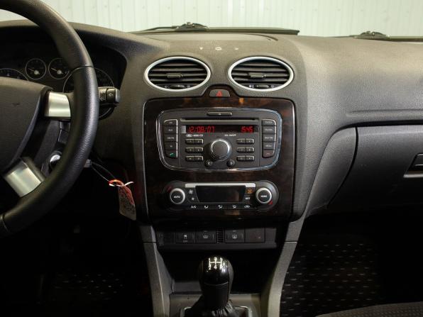 Ford Focus II с пробегом 2007 года, цена 395 000 рублей, 239015 км, хэтчбек, Автокод Объявления