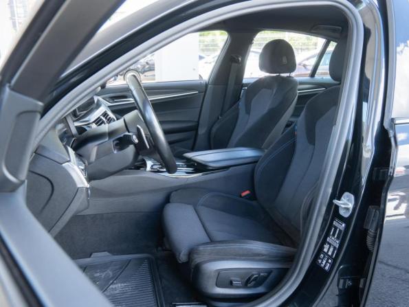 BMW 5 серии VII (G30/G31/G38) Рестайлинг с пробегом 2021 года, цена 4 590 000 рублей, 87244 км, седан, Автокод Объявления