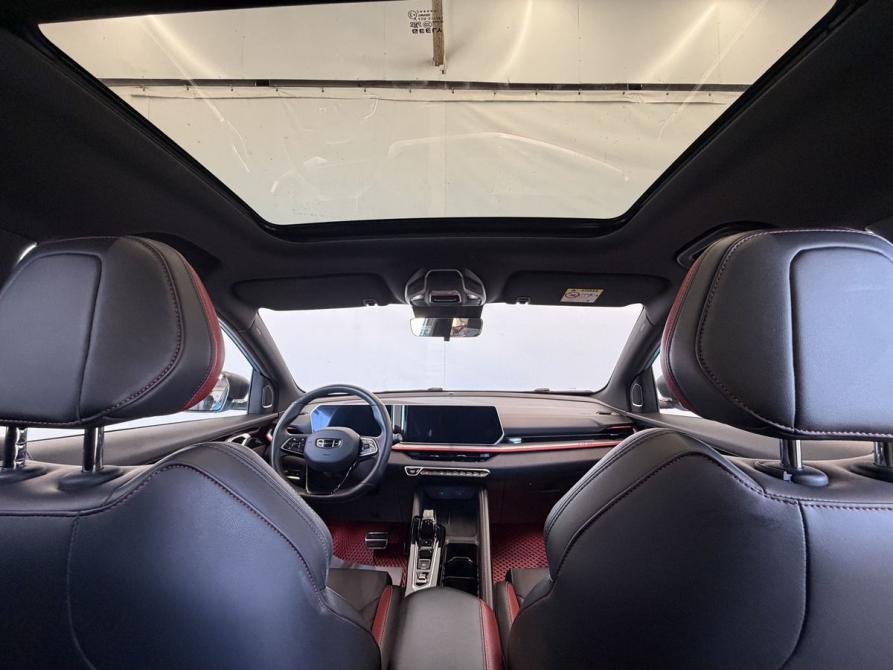 Geely Coolray I Рестайлинг Псков  - изображение 15