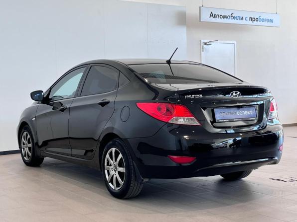 Hyundai Solaris I с пробегом 2013 года, цена 760 000 рублей, 121468 км, седан, Автокод Объявления