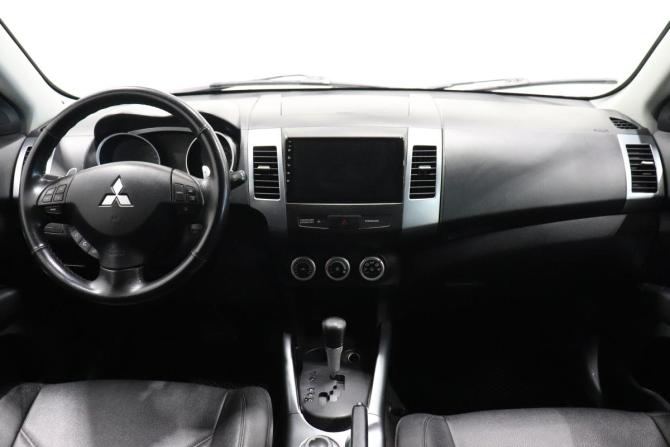 Mitsubishi Outlander II с пробегом 2007 года, цена 1 060 000 рублей, 335649 км, внедорожник, Автокод Объявления