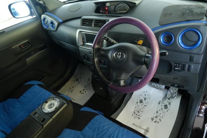 Toyota bB II с пробегом 2006 года, цена 739 000 рублей, 186000 км, компактвэн, Автокод Объявления